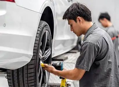 https://loyaltowingservices.com/wp-content/uploads/2025/01/service_1_1-11.jpg.webp